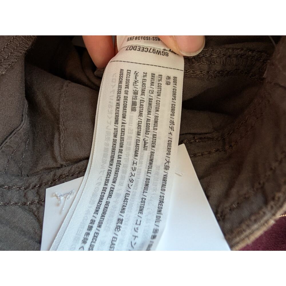 Abercrombie & Fitch NWT Women High-Rise Baggy Gray Cargo Utility Pants XXS Short - Picture 8 of 8